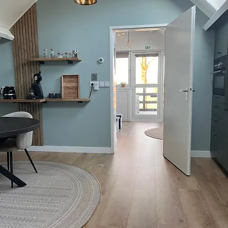 アパート Hei-d-away *